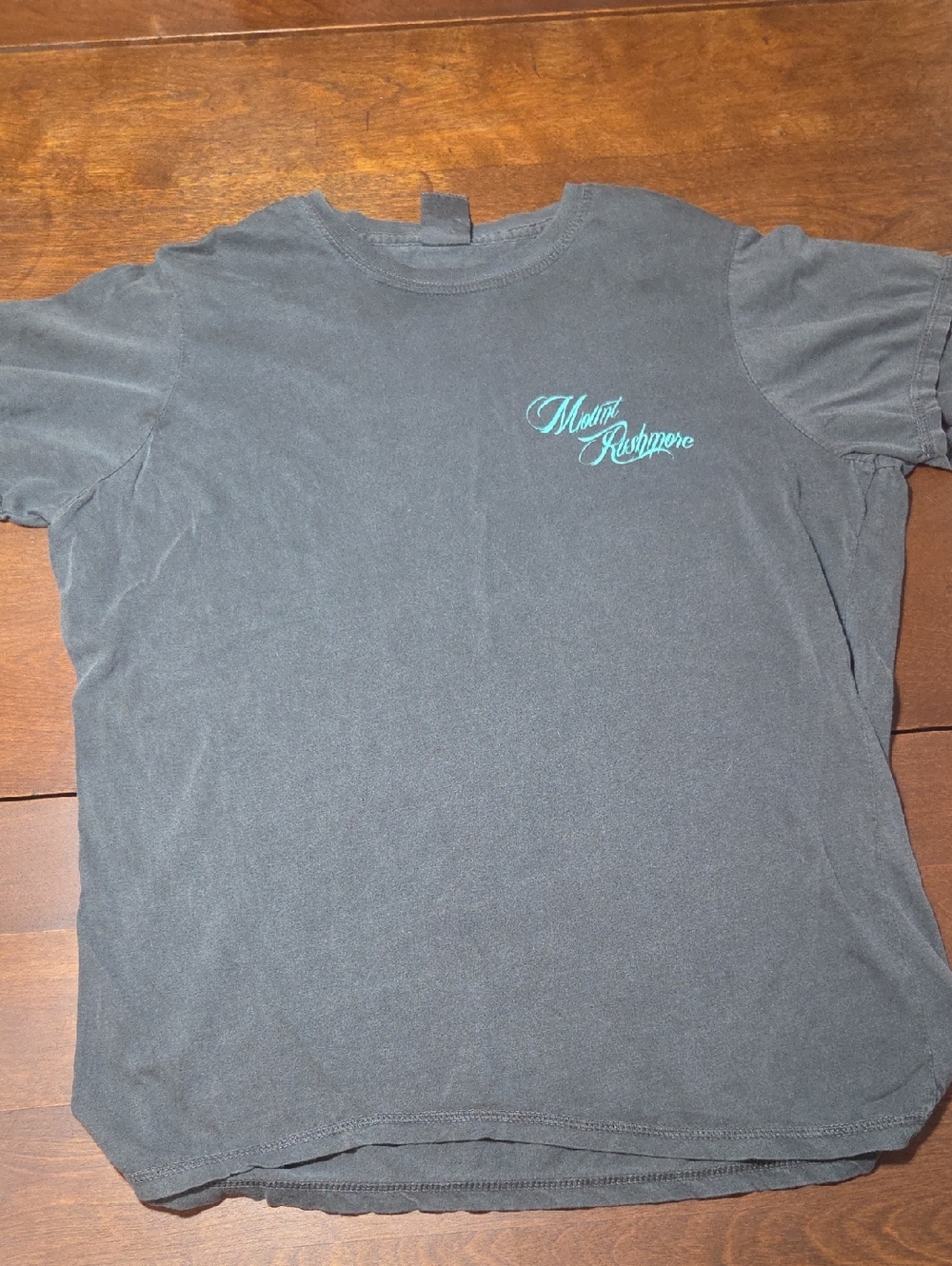 Womens Black/Grey Crewneck T-Shirt with Teal Script Mount Rushmore 100% Cotton
